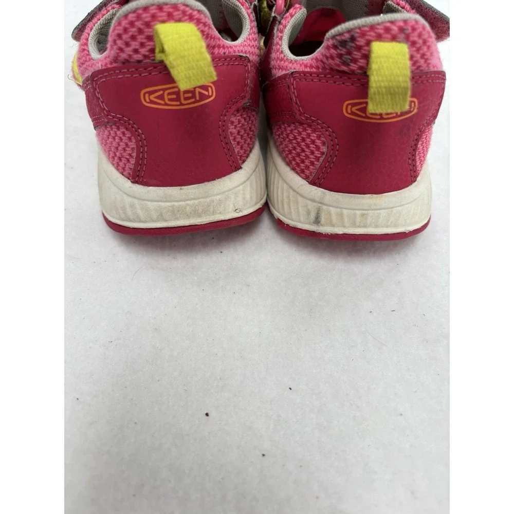 KEEN Moxie Kids Pink Yellow Hook & Loop Low Top Sandal Size 2